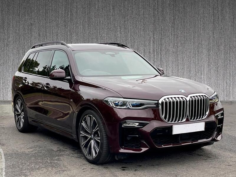 BMW X7 (Limo Hire) 16