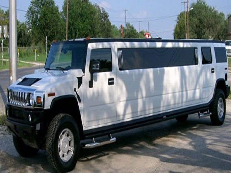 Hummer Limo for Goodwood Races